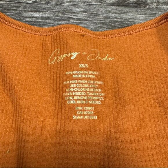 Gypsy & Jade Ribbed Short Sleeve Bodysuit Size XS/S - Picture 3 of 6